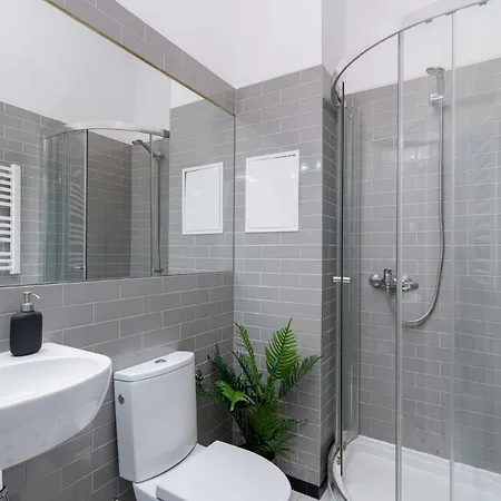 Traugutta Appartement *