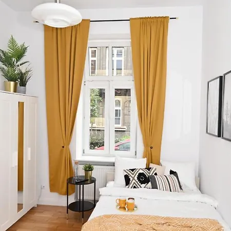 Traugutta Apartment *